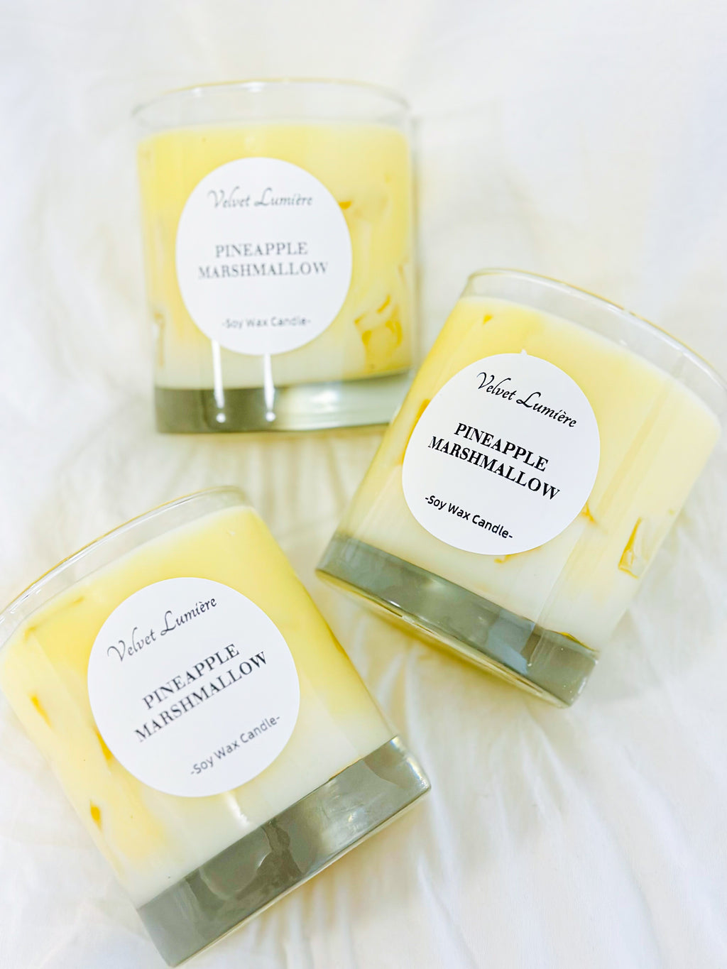 VELVET PINEAPPLE MARSHMALLOW CANDLE
